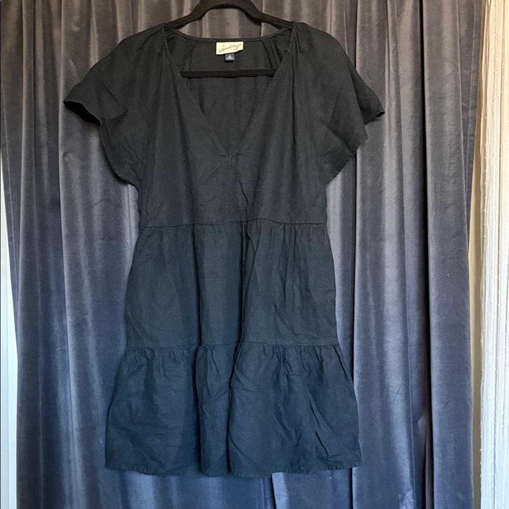 It has pockets! Fun little Black Dress - Linen